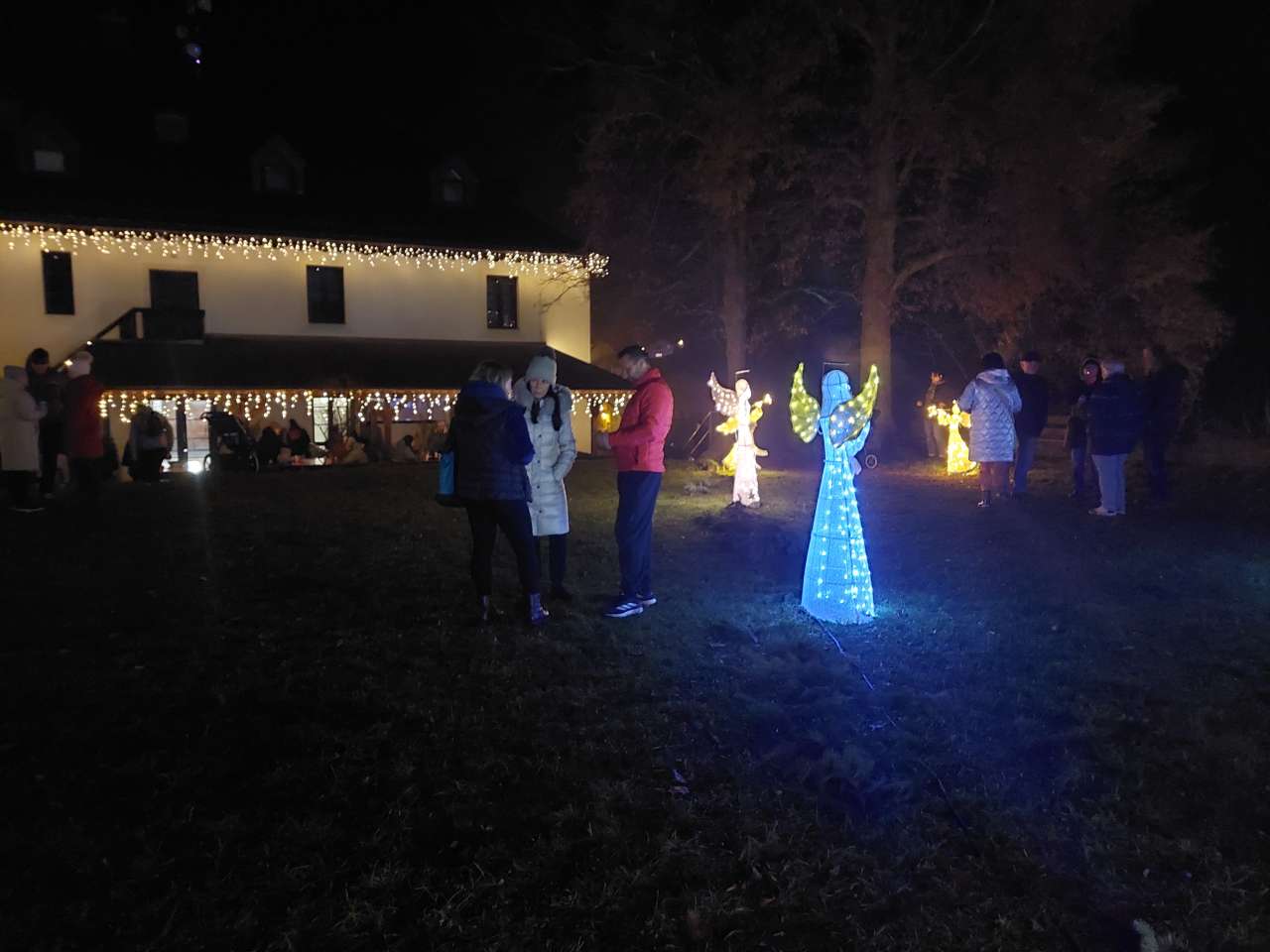 Adventní neděle s anděly na hradě byla úžasná