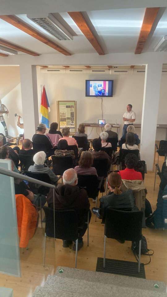 Cestovatelská přednáška