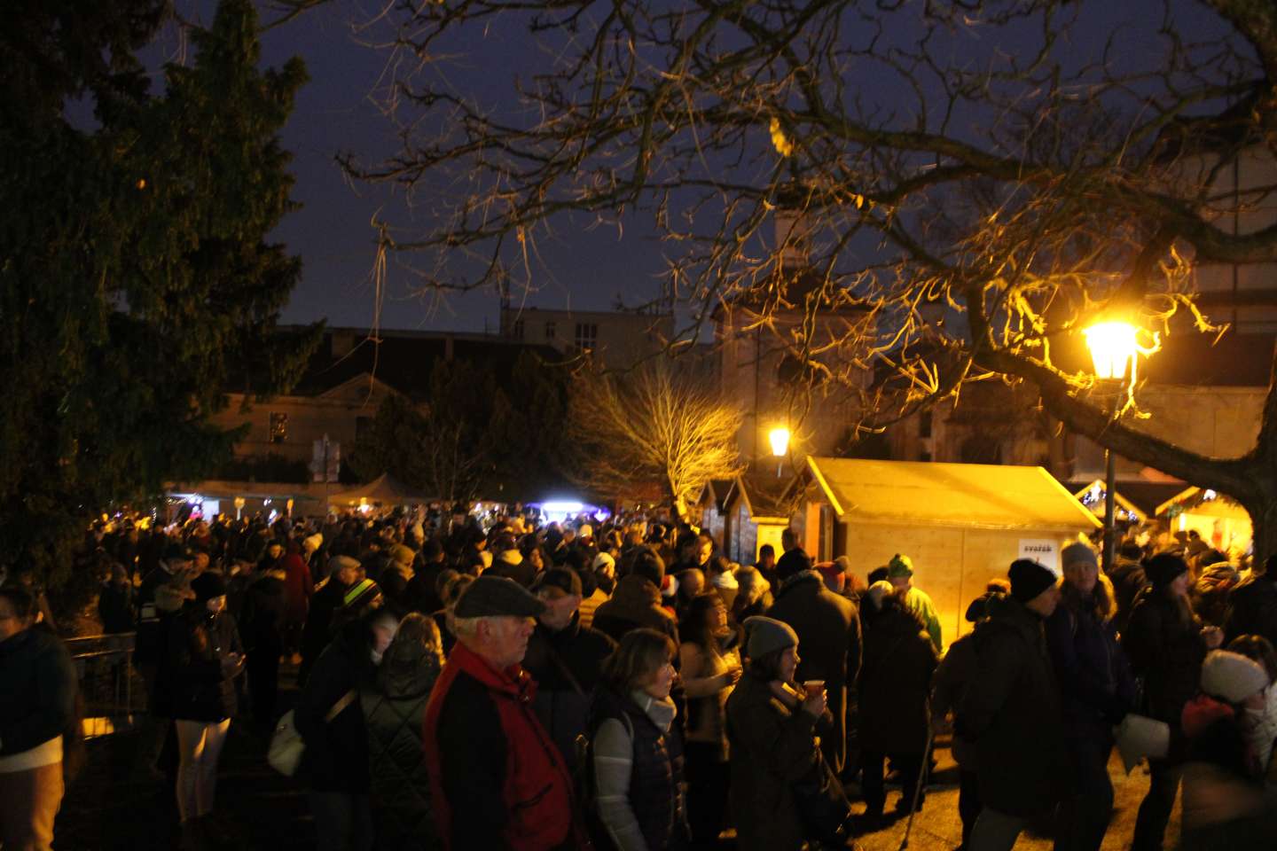 VÁNOČNÍ JARMARK 30. 11.