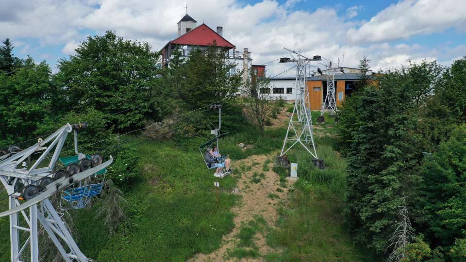 Lanovka na Komáří vížku, od 2. 4. do 26. 4. pravidelná údržba, mimo soboty a neděle nepojede