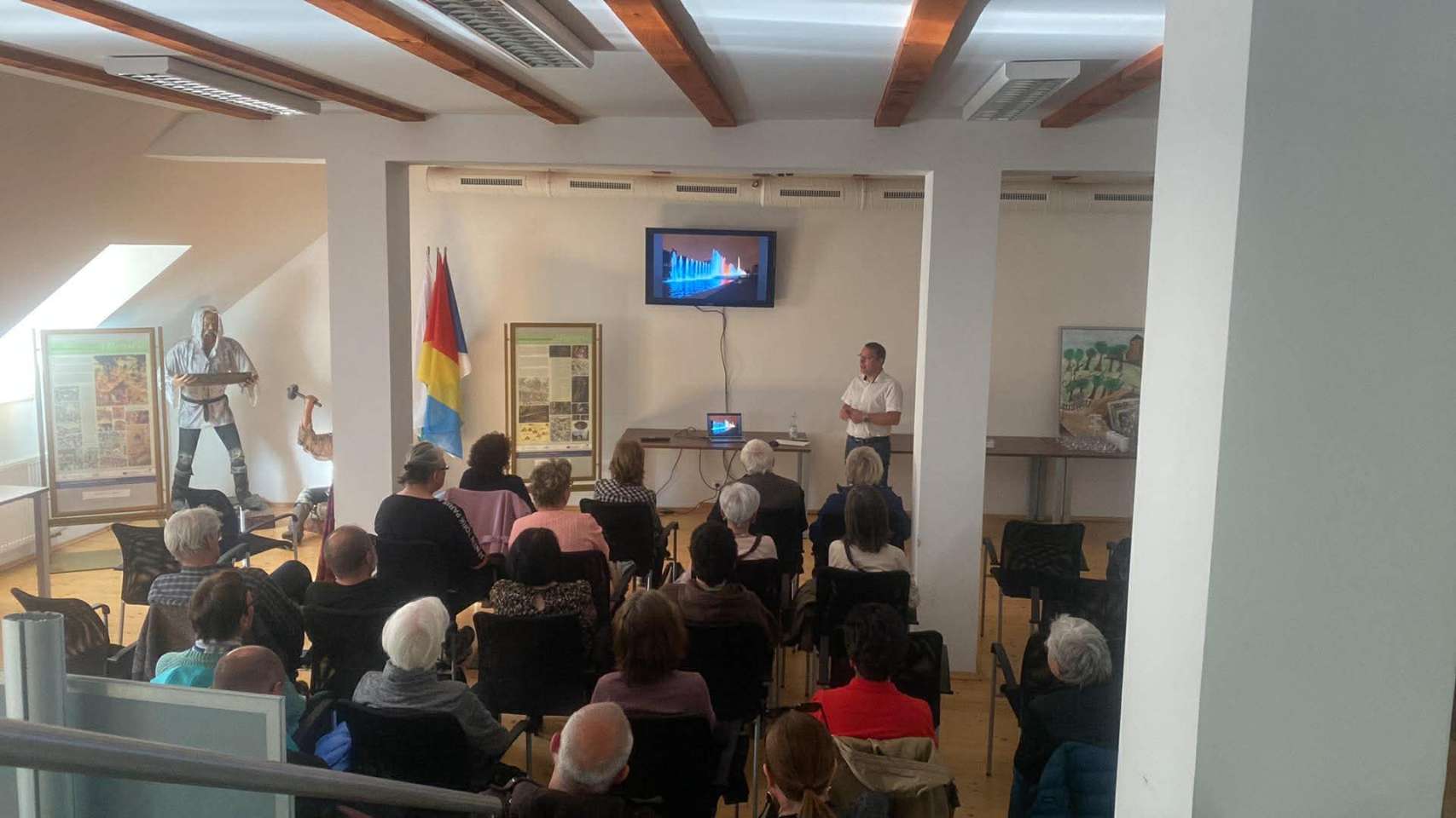 Cestovatelská přednáška