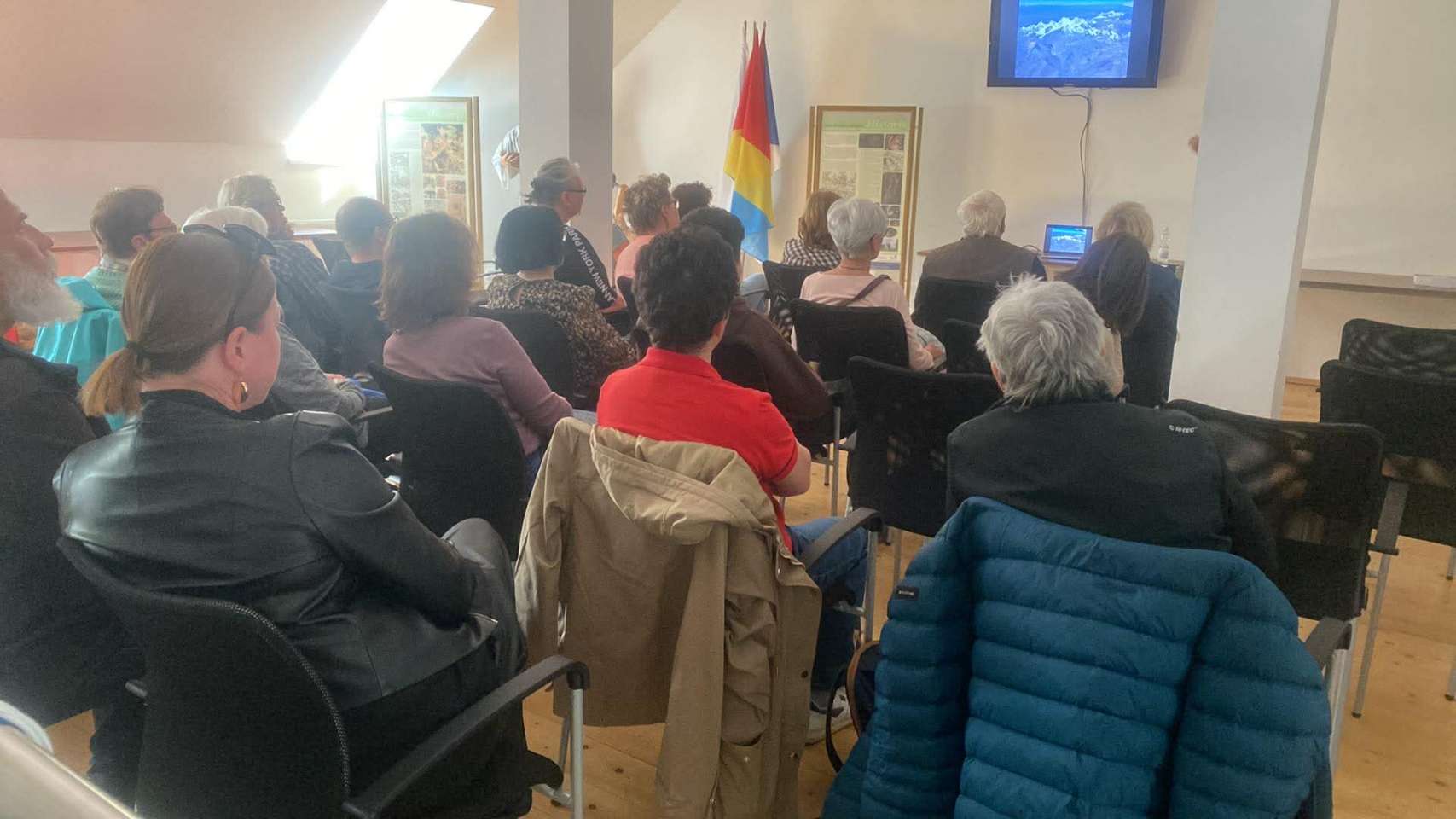 Cestovatelská přednáška