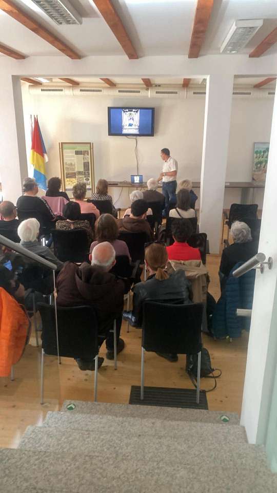 Cestovatelská přednáška