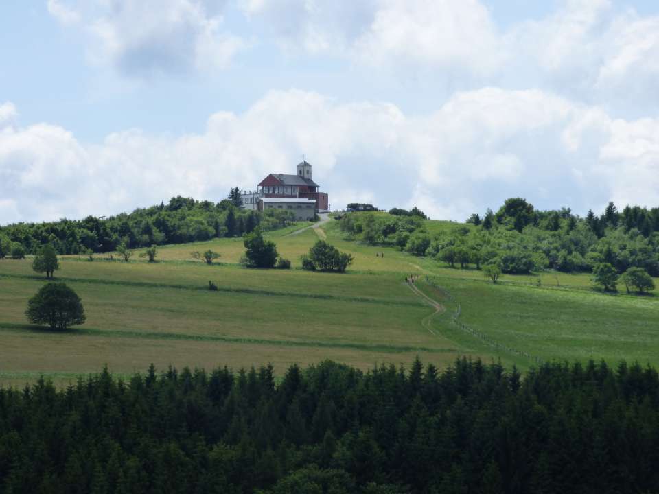 Komárka pěšky i na kole