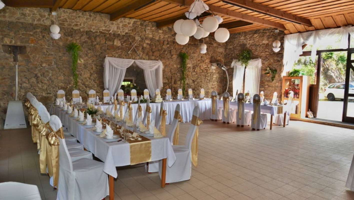 Restaurace – penzion Růžový hrádek