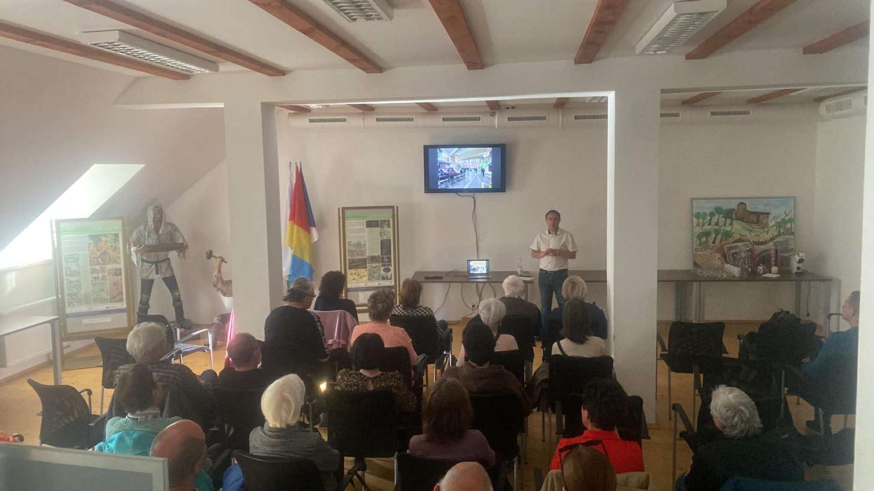 Cestovatelská přednáška