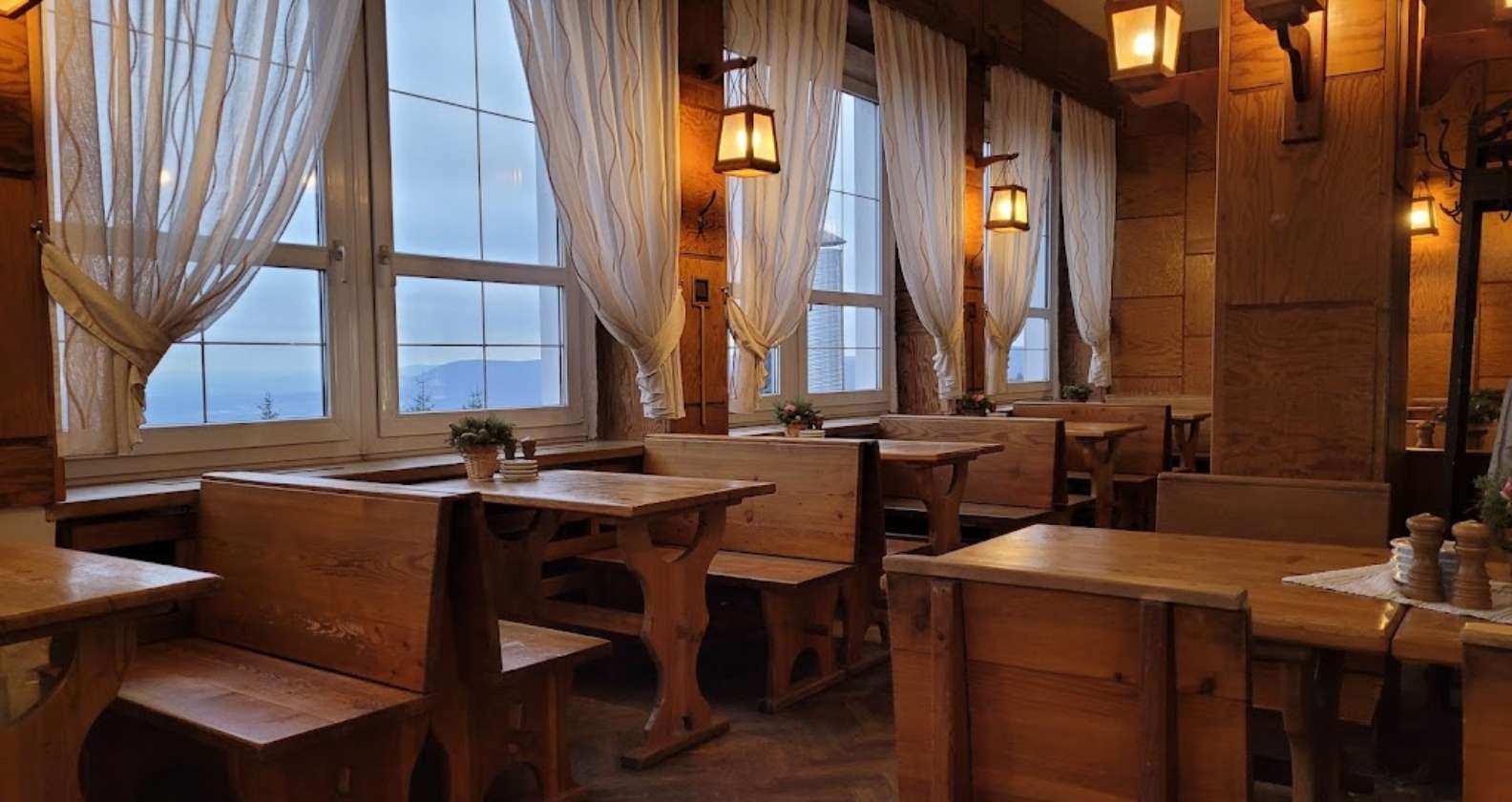 Horský hotel a restaurace Komáří vížka