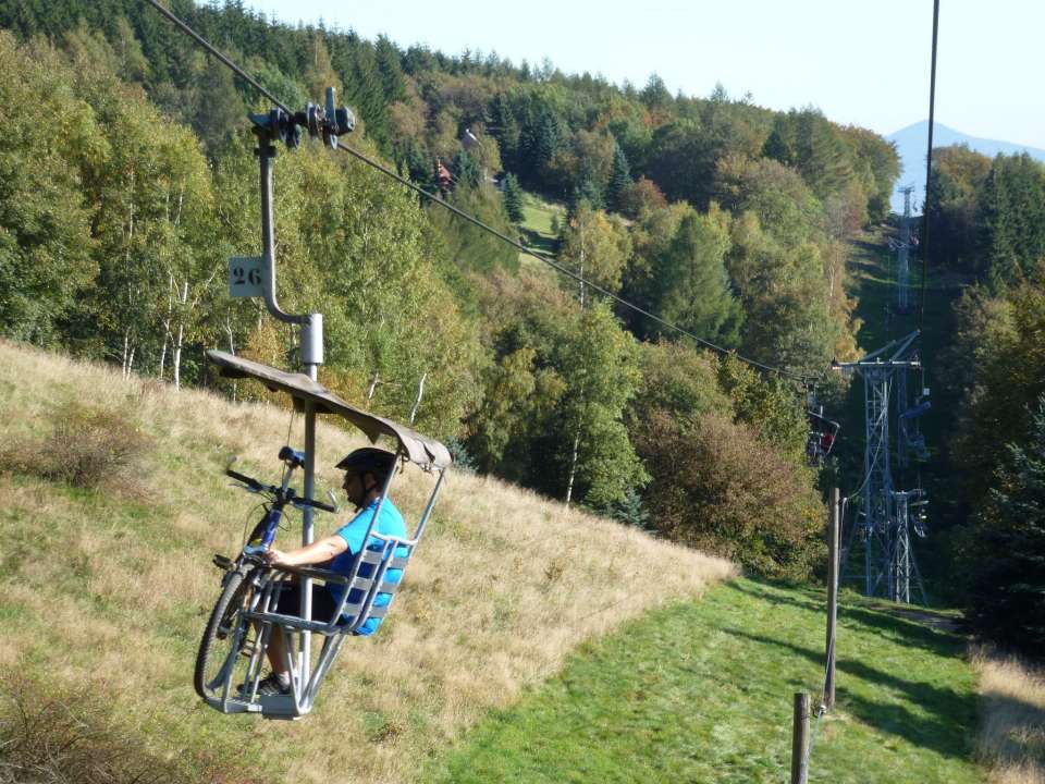 Lanovka na Komáří vížku, od 2. 4. do 26. 4. pravidelná údržba, mimo soboty a neděle nepojede