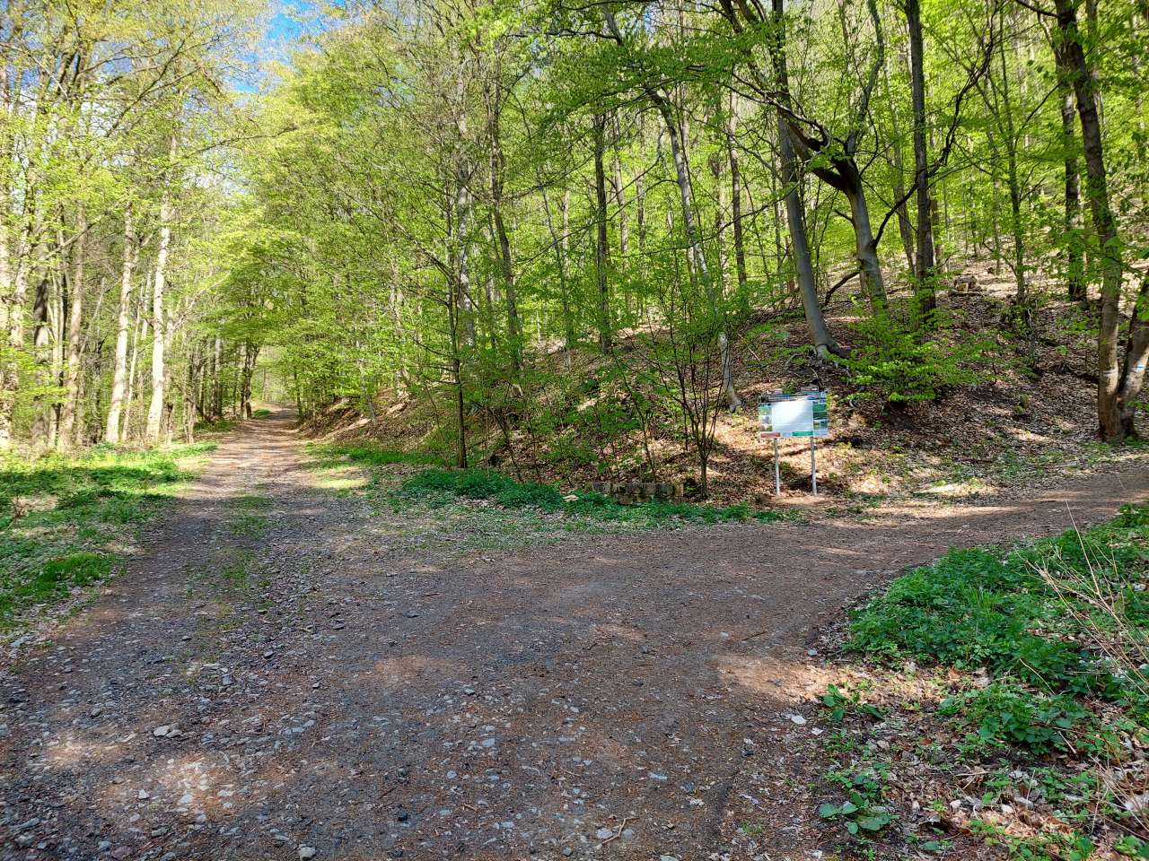 Infotabule o Kyšperku a Kotelním jezírku